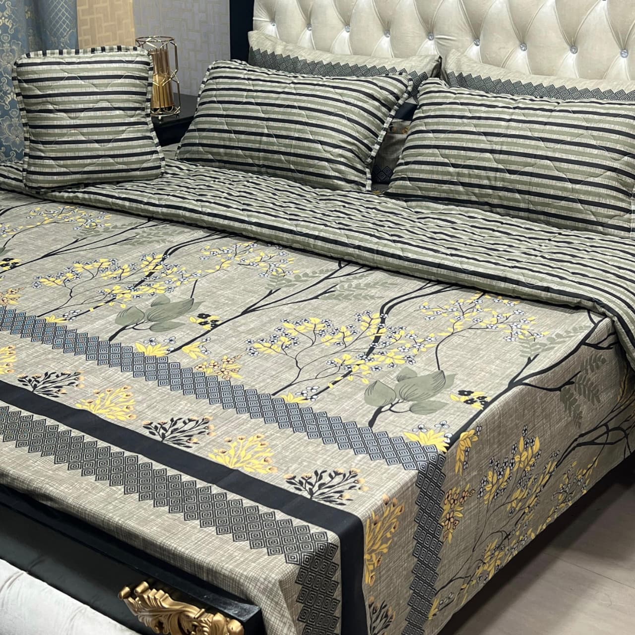 Grey Pattern Bedsheet