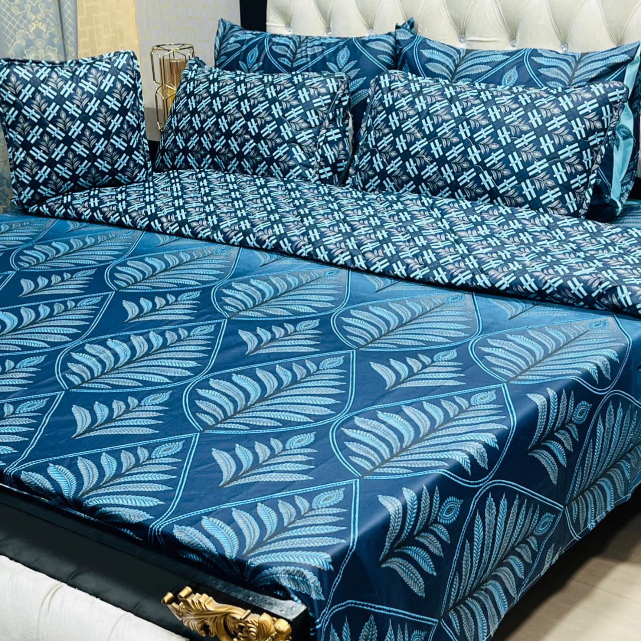Blue Leaf Bedsheet