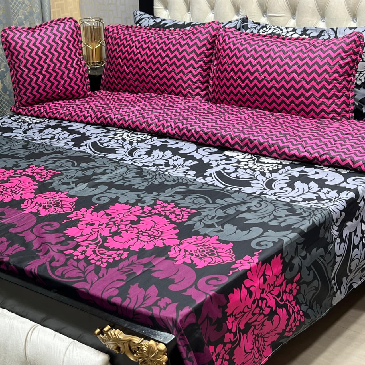 Black Pink Floral Bedsheet